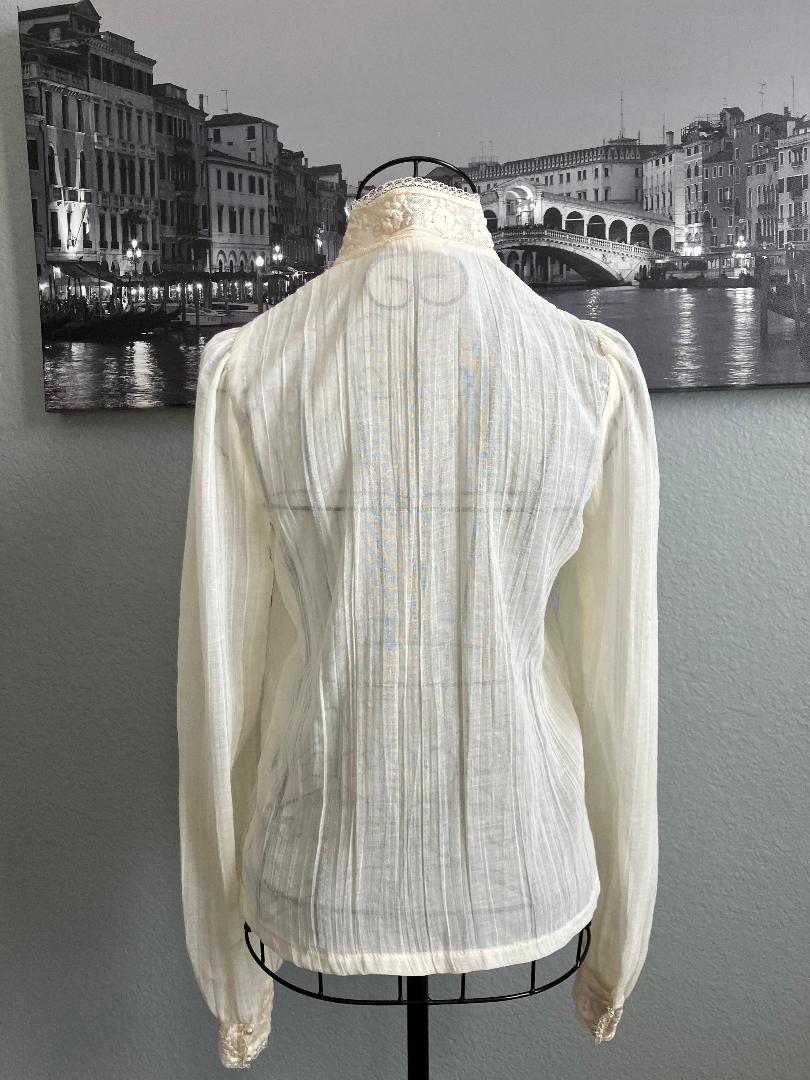 70's Vintage Gunne Sax Jessica's Gunnies Ivory Off White Victorian Edwardian Prairie Blouse Top