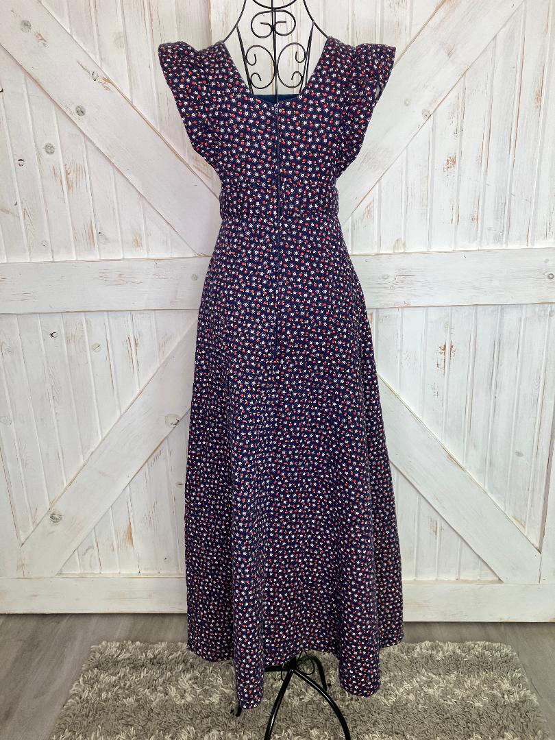 70's Vintage Handmade Blue Red White Apple Daisy Quilted Pinafore Maxi Dress