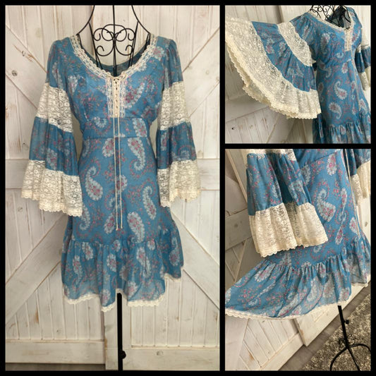 70's Vintage Gunne Sax Teal White Lace Pink Paisley Calico Angel Bell Sleeve Corset Lana Prairie Mini Dress *ALTERED