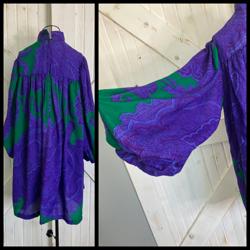 70's Vintage Joy Stevens California Purple Green Paisley Batik Puff Sleeve Go Go Tent Mini Dress