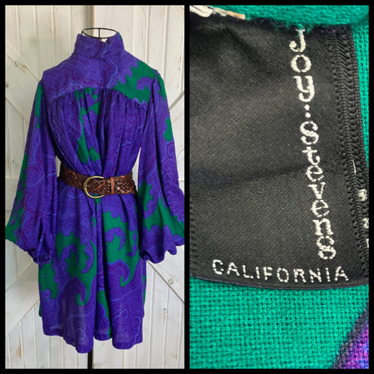 70's Vintage Joy Stevens California Purple Green Paisley Batik Puff Sleeve Go Go Tent Mini Dress