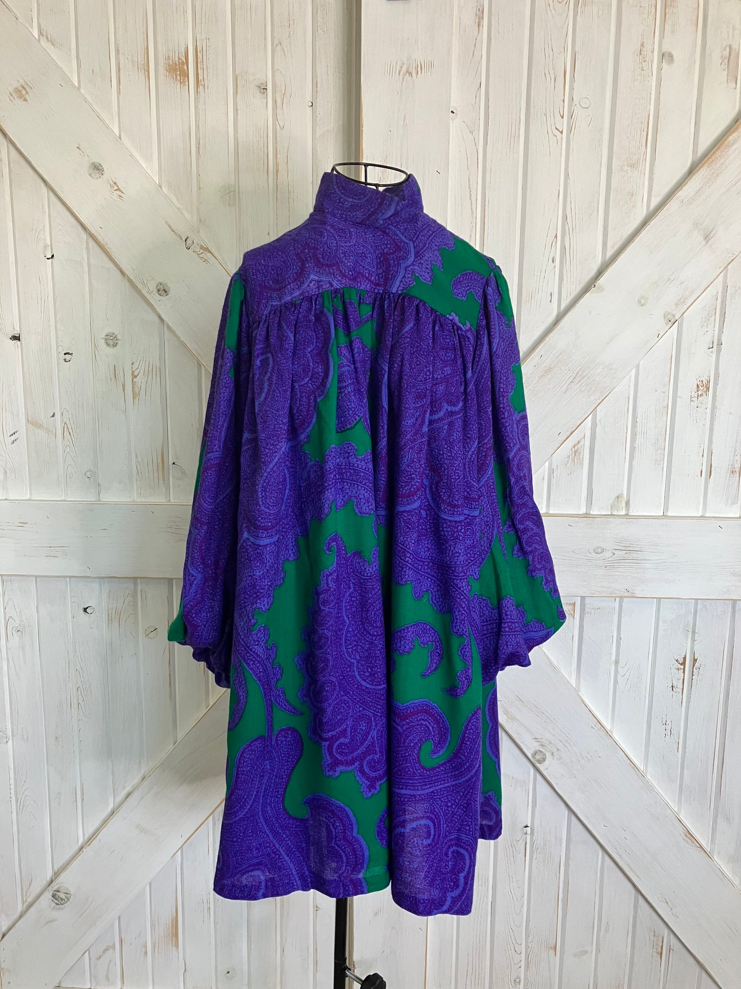 70's Vintage Joy Stevens California Purple Green Paisley Batik Puff Sleeve Go Go Tent Mini Dress