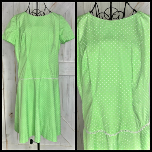 60's Vintage Green White Polka Dot Mod Drop Waist Scooter Brady Bunch Mini Dress