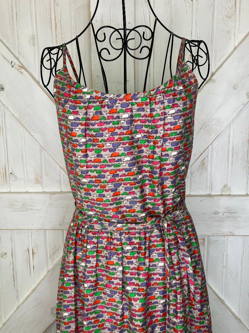 70's Vintage Malia Honolulu Hawaiian Gray Rainbow Cars Novelty Print Midi Sundress Dress