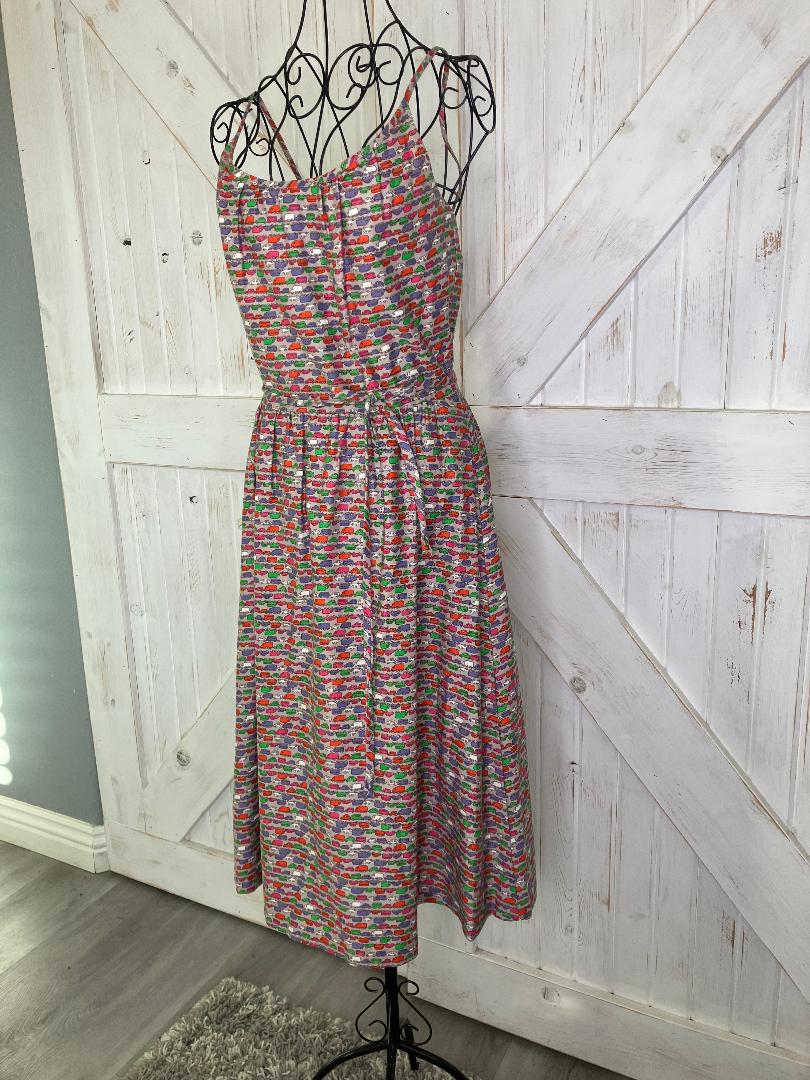 70's Vintage Malia Honolulu Hawaiian Gray Rainbow Cars Novelty Print Midi Sundress Dress