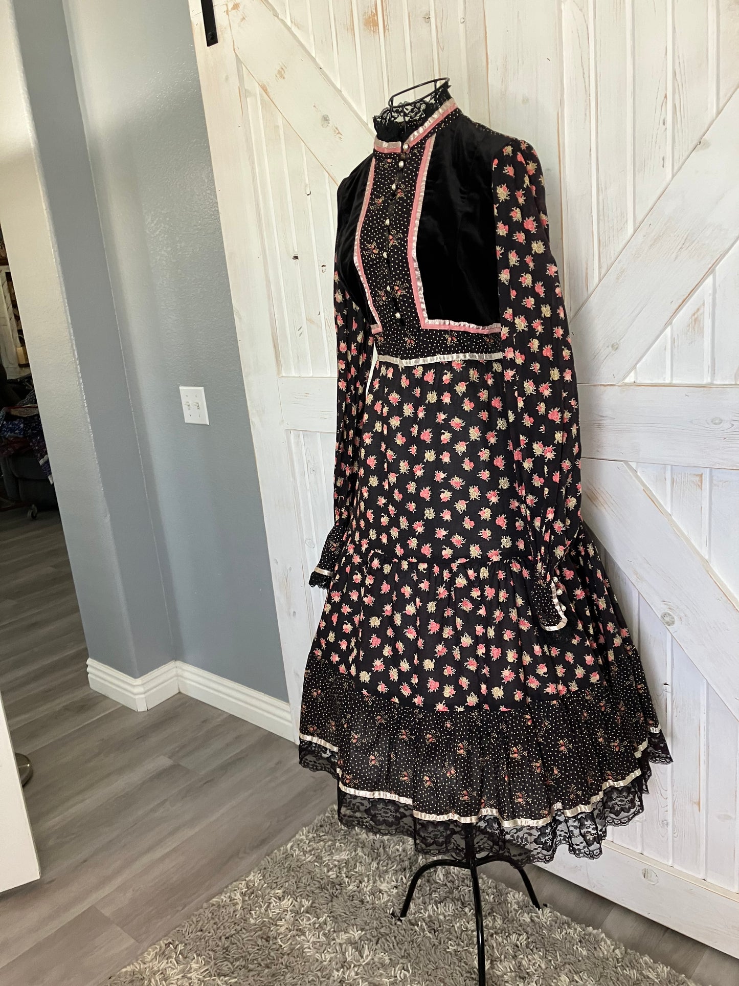 70's Vintage Gunne Sax Black Gold Polka Dot Pink Rose Calico Velvet Prairie Midi Dress 11