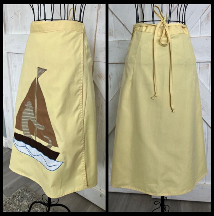 70's Vintage Haphazard Palm Beach Yellow Patchwork Novelty Duck Ducky Sailboat Wrap Mini Skirt