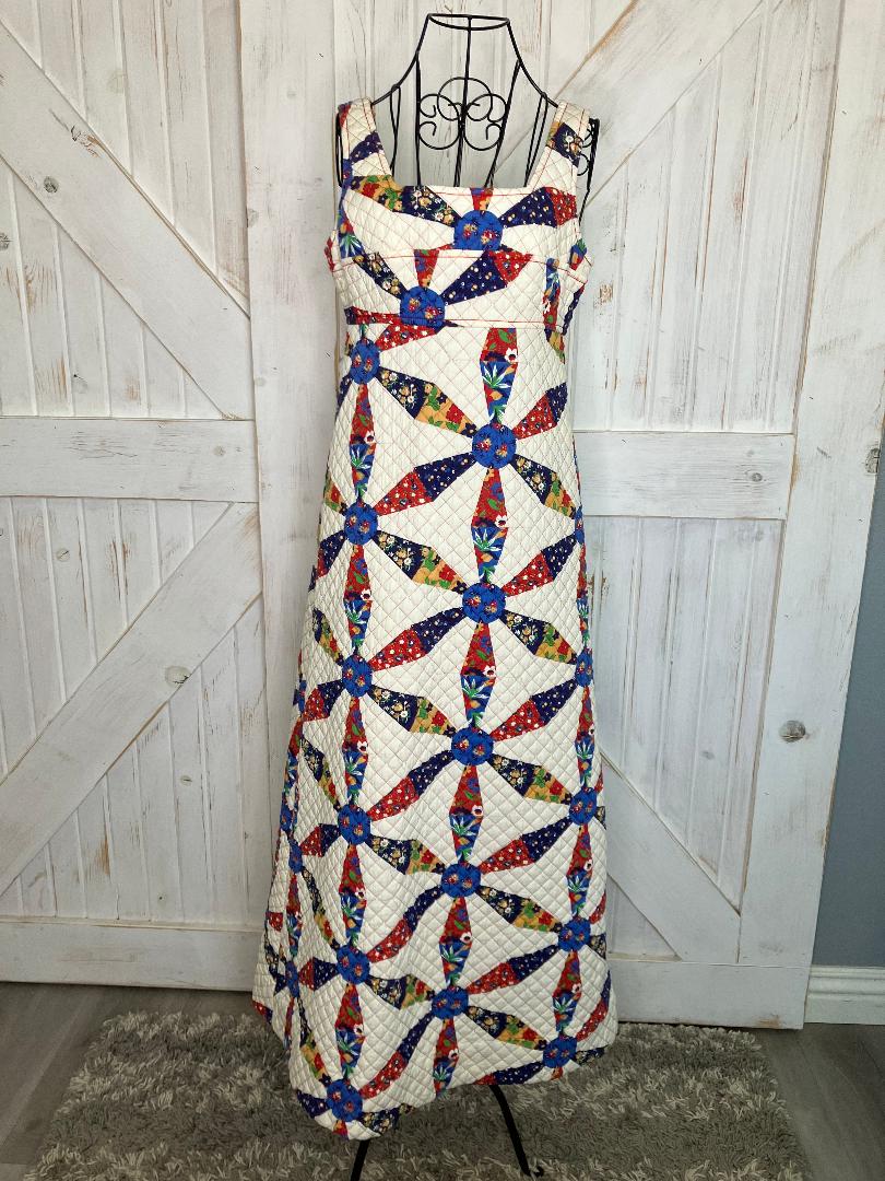 70's Vintage Nancy B of California White Rainbow Quilted Patchwork Calico Pinwheel Prairie Hippie Maxi Sundress Dress