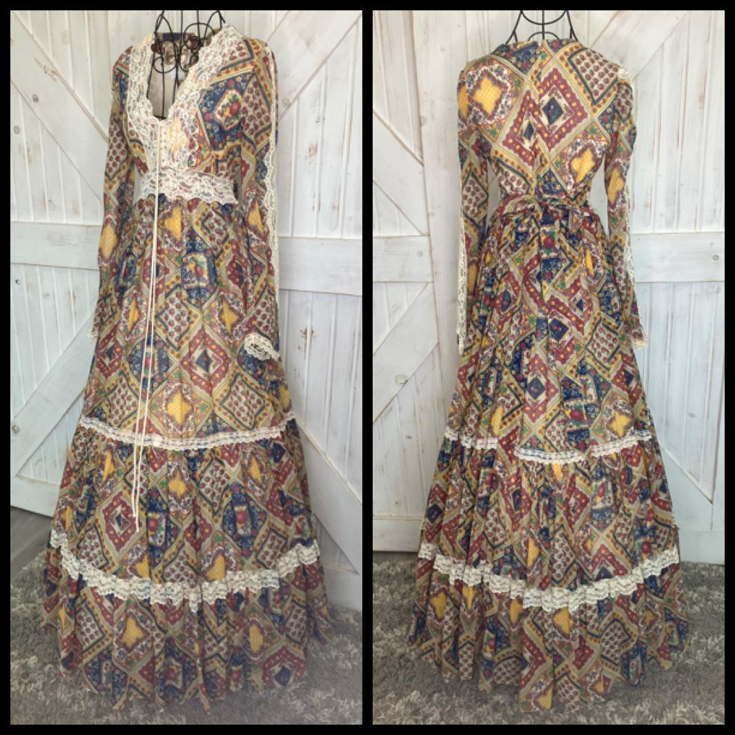 70's Vintage Gunne Sax Beige Rainbow Fruit Strawberry Apple Grapes Novelty Print Prairie Corset Maxi Dress 11