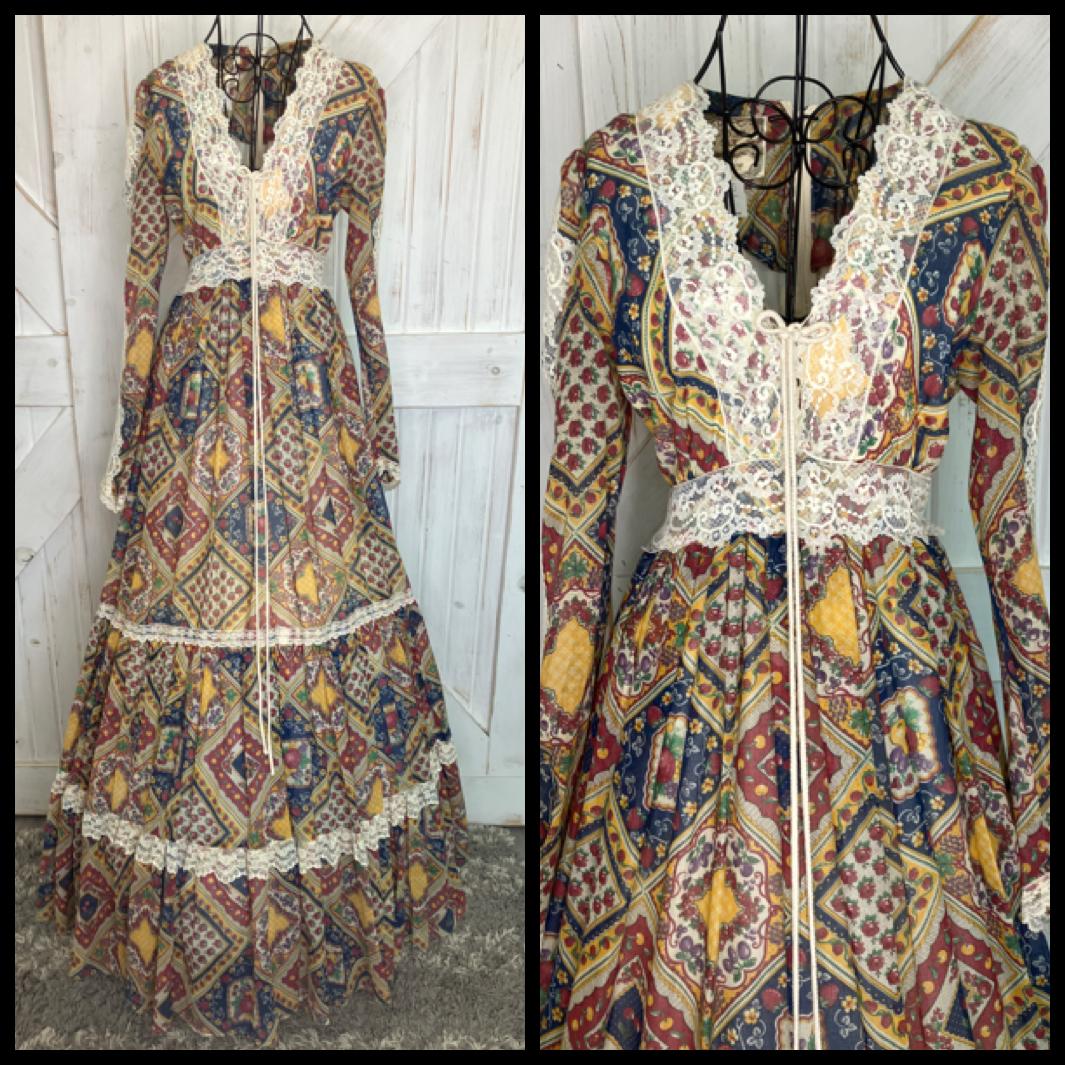 70's Vintage Gunne Sax Beige Rainbow Fruit Strawberry Apple Grapes Novelty Print Prairie Corset Maxi Dress 11