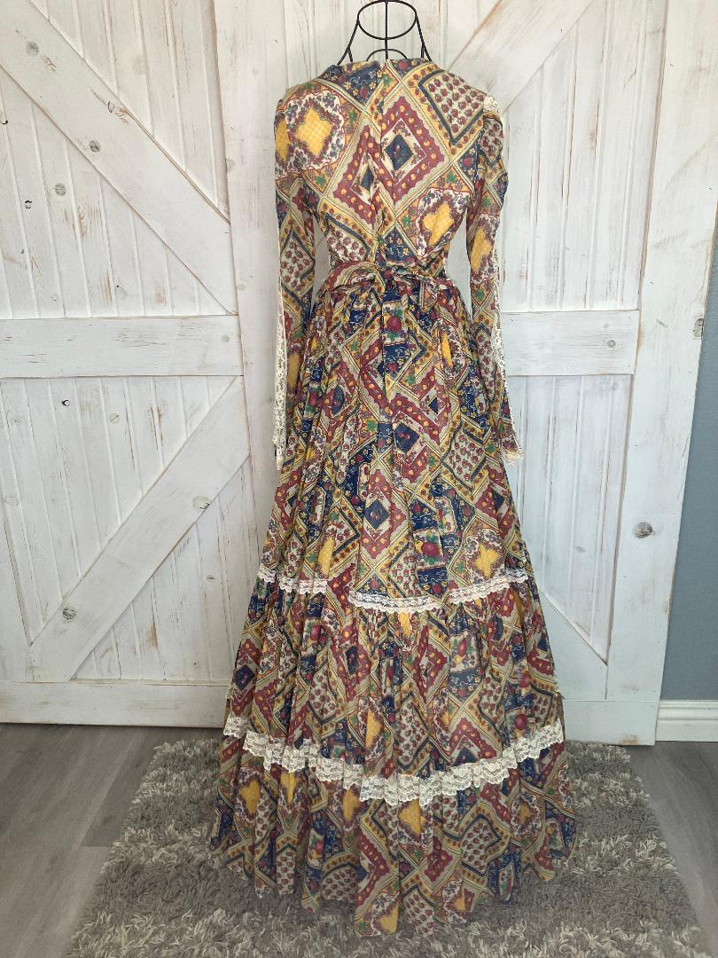 70's Vintage Gunne Sax Beige Rainbow Fruit Strawberry Apple Grapes Novelty Print Prairie Corset Maxi Dress 11