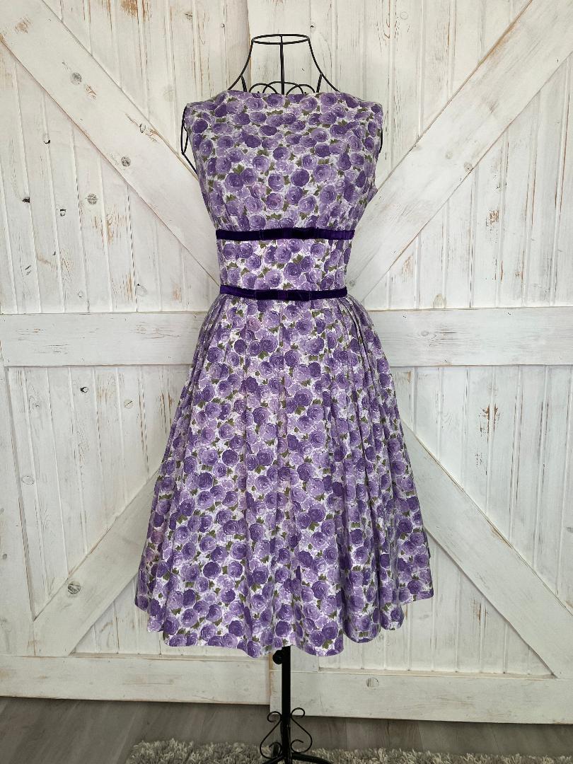 50's Vintage Youth Guild NY Purple White Green Floral Flower Pin Up Tea Garden Dress